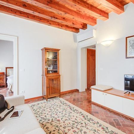 Master Venice Apartments Luaran gambar