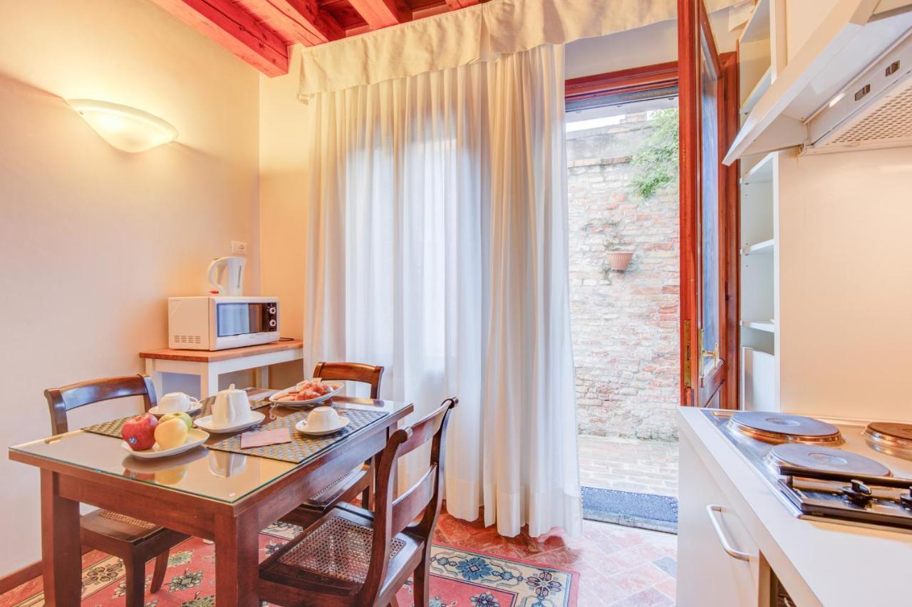 Master Venice Apartments Luaran gambar