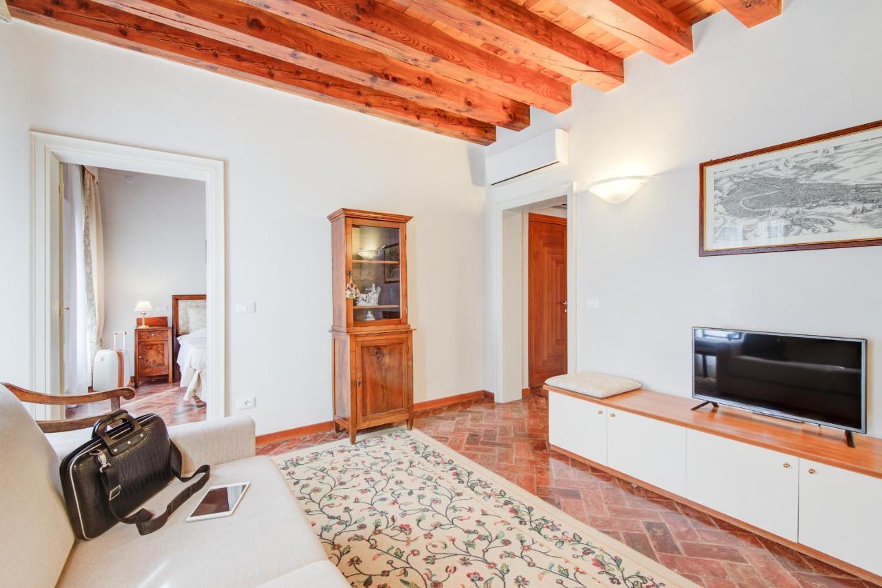 Master Venice Apartments Luaran gambar